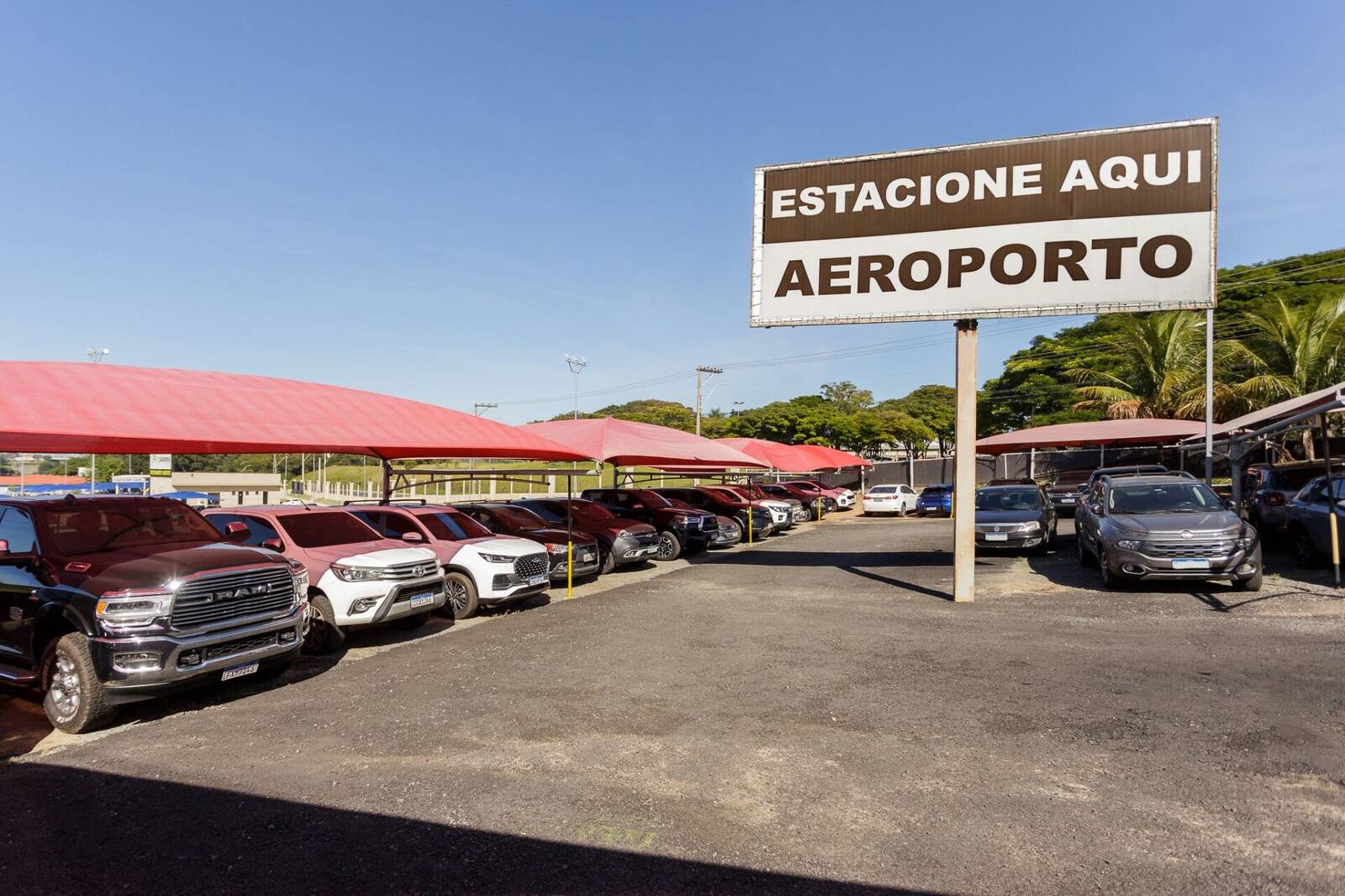 Panoramic view of the Bandeira Park lot next to Viracopos Airport